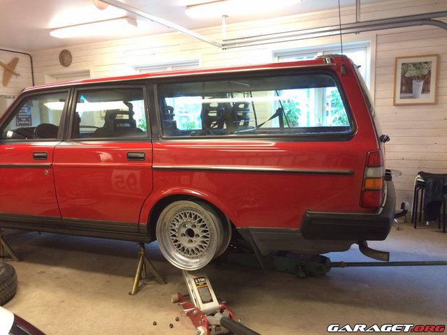 https://www1.garaget.org/gallery/images/177/176922/176922-2de81b5fffcfdf294ce35886545cb49b.jpg