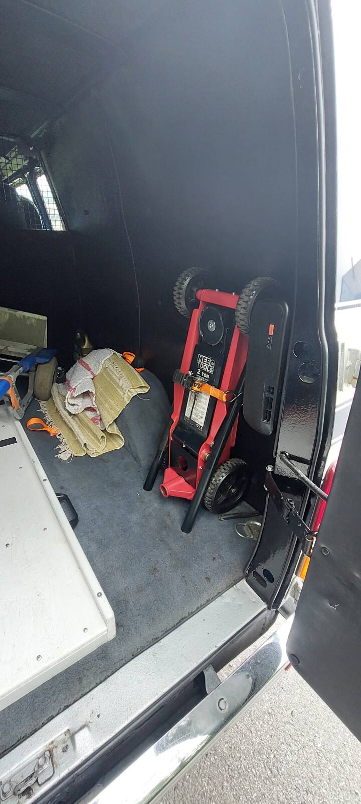 https://www1.garaget.org/gallery/images/179/178011/178011-324b6dbdfa0c70572e260edbe6a66129.jpg