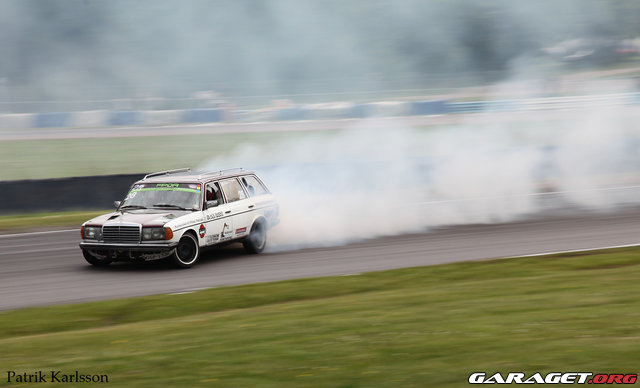 https://www1.garaget.org/gallery/images/18/17293/17293-b81c450522624b6d40f406aa5a17db0d.jpg