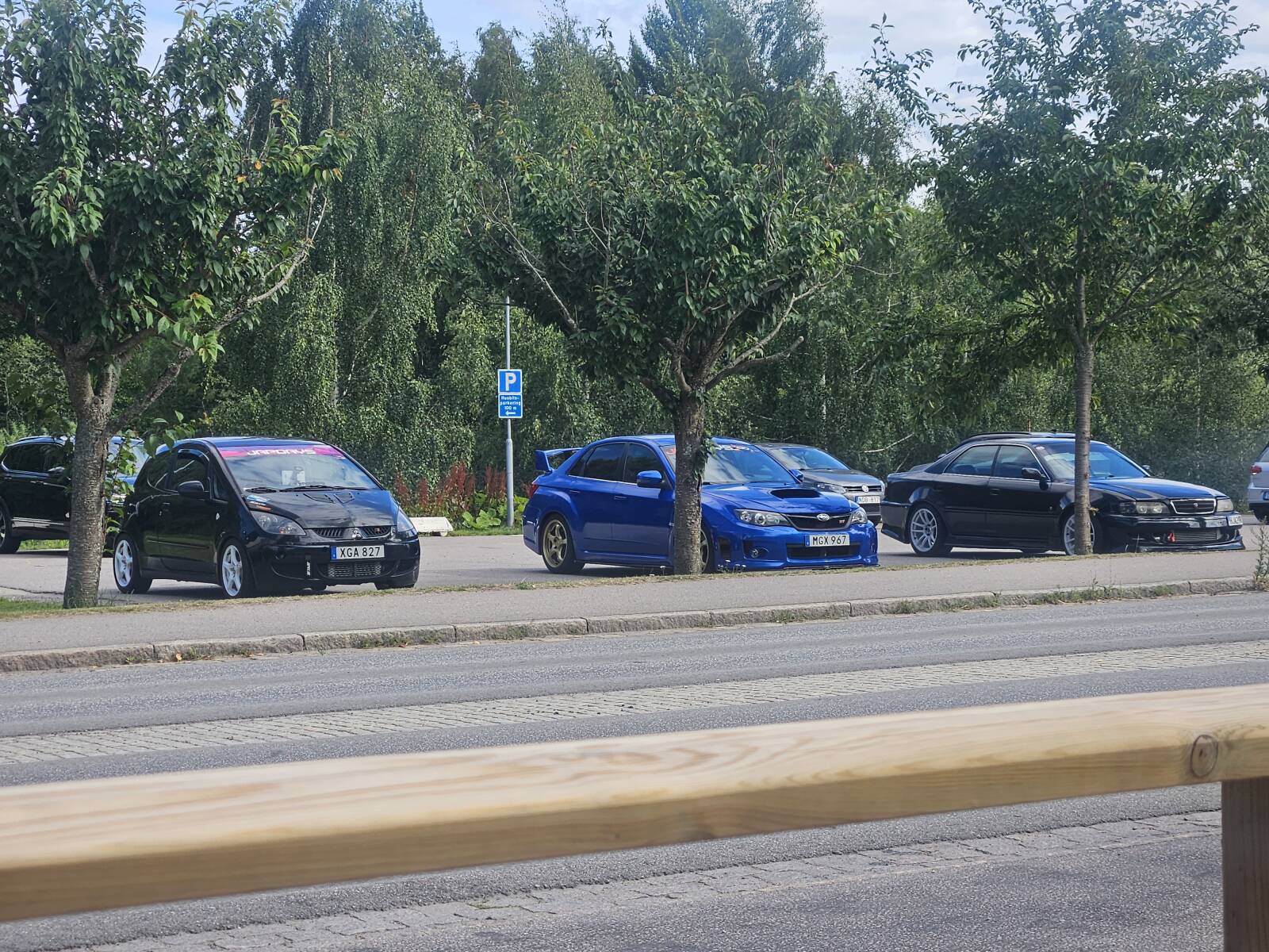 https://www1.garaget.org/gallery/images/184/183756/183756-a22b36bfe07e2df6364c5af8ff425836.jpg