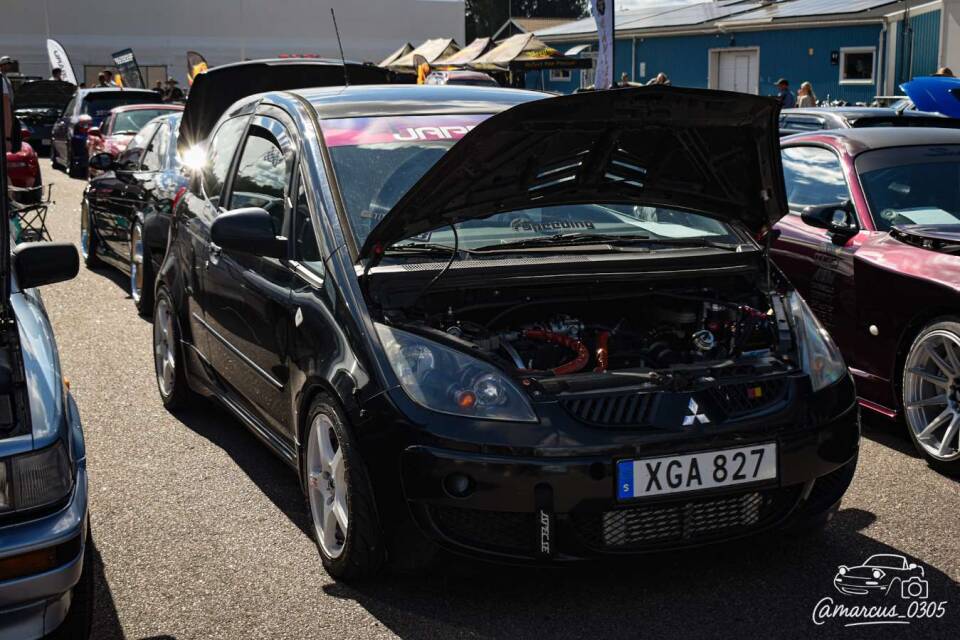 https://www1.garaget.org/gallery/images/184/183756/183756-ee9d1ab56a953dd82fd715635fcc0108.jpg