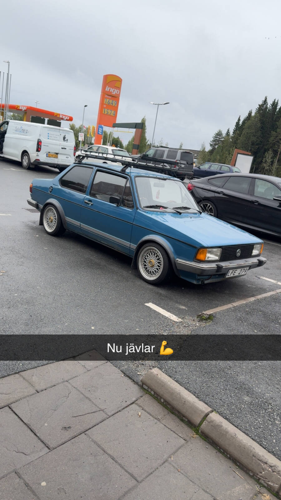 https://www1.garaget.org/gallery/images/186/185862/185862-26fdc265f8ee9257906a85eb54e04508.jpg