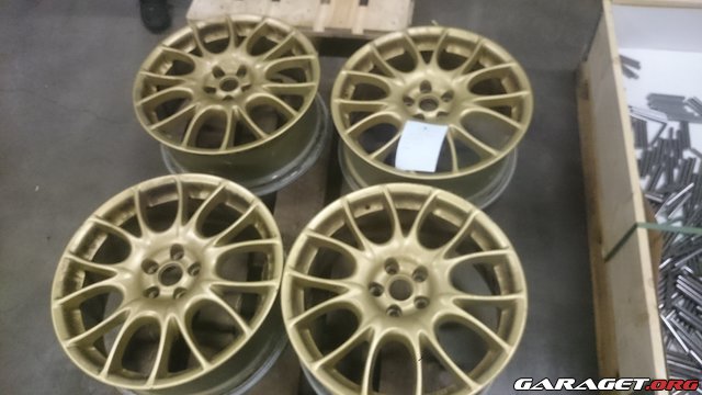 https://www1.garaget.org/gallery/images/196/195200/195200-f963b74c3a6afb522cf4882f4719e0f7.jpg