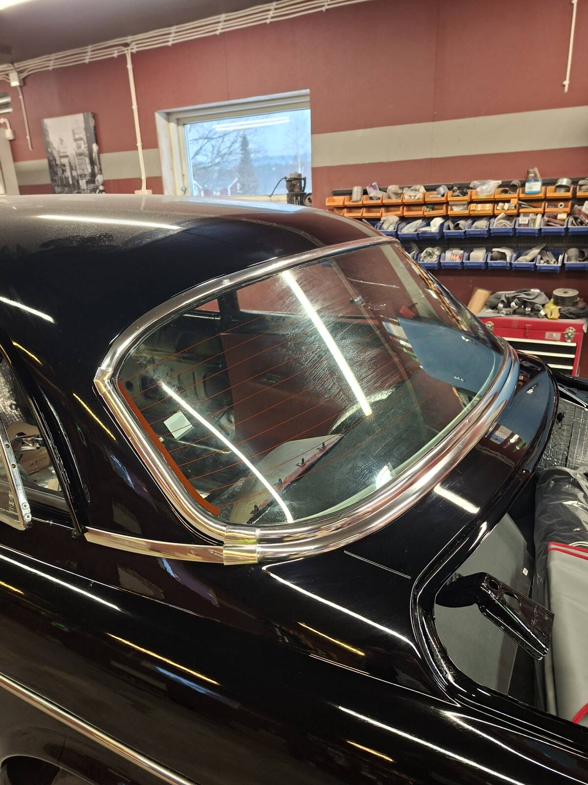 https://www1.garaget.org/gallery/images/2/1161/1161-10a61e81893844d9e25b93b06b73e0b3.jpg