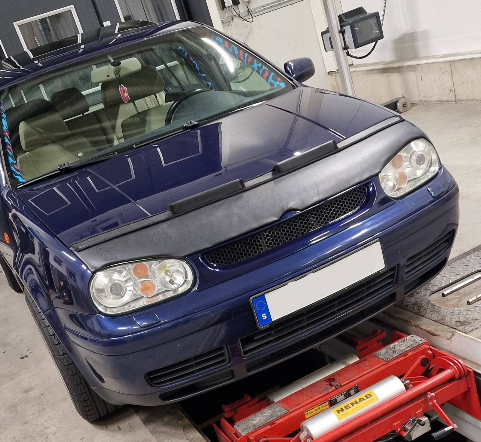 https://www1.garaget.org/gallery/images/200/199082/199082-0de6ebe2504694eb92f5f1b3b52dd0e6.jpg