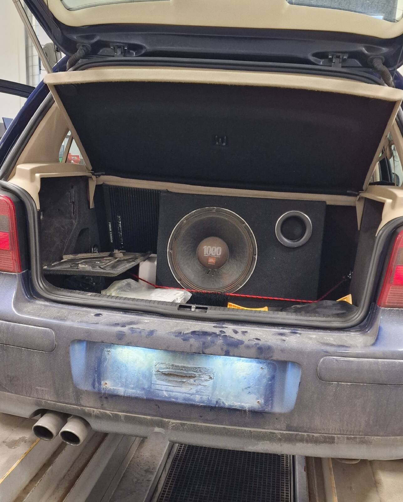 https://www1.garaget.org/gallery/images/200/199082/199082-2050bff25f69b9b9067941d6e40330ca.jpg