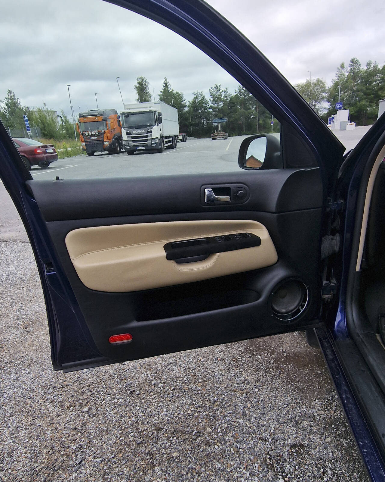 https://www1.garaget.org/gallery/images/200/199082/199082-38ff92042502ec56a589321d320fb3c5.jpg