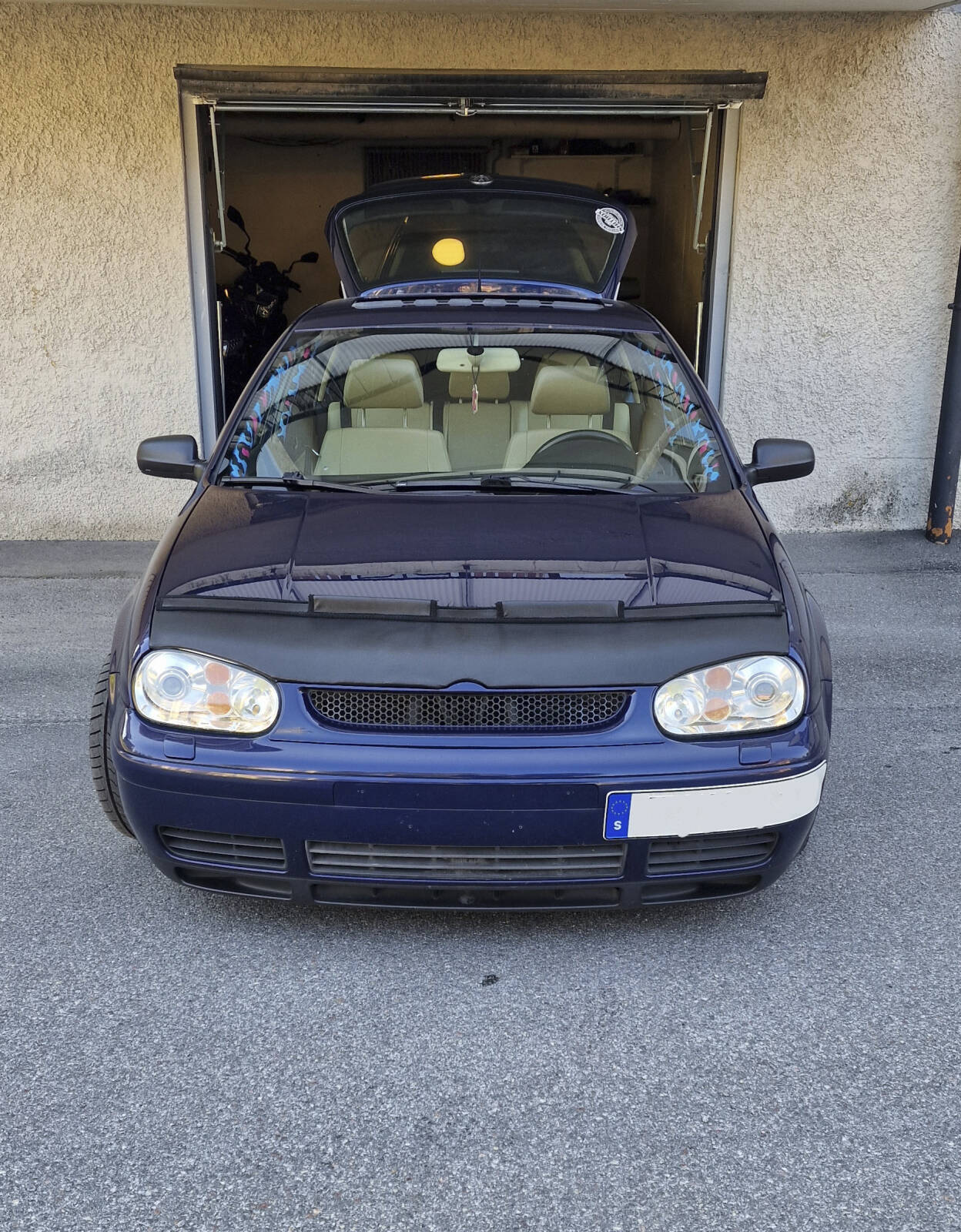 https://www1.garaget.org/gallery/images/200/199082/199082-6ef827ba7d1603d3c4d746ff8669e80b.jpg