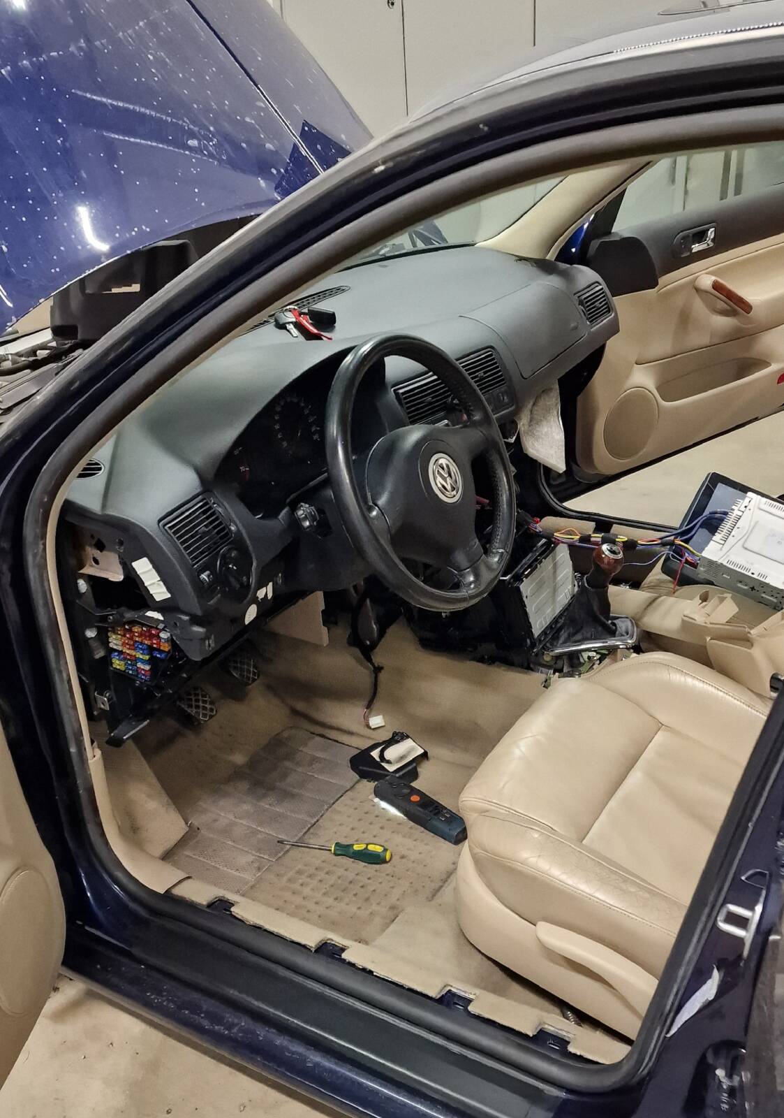 https://www1.garaget.org/gallery/images/200/199082/199082-e07516197bcf17a83c13a679a2767ee0.jpg