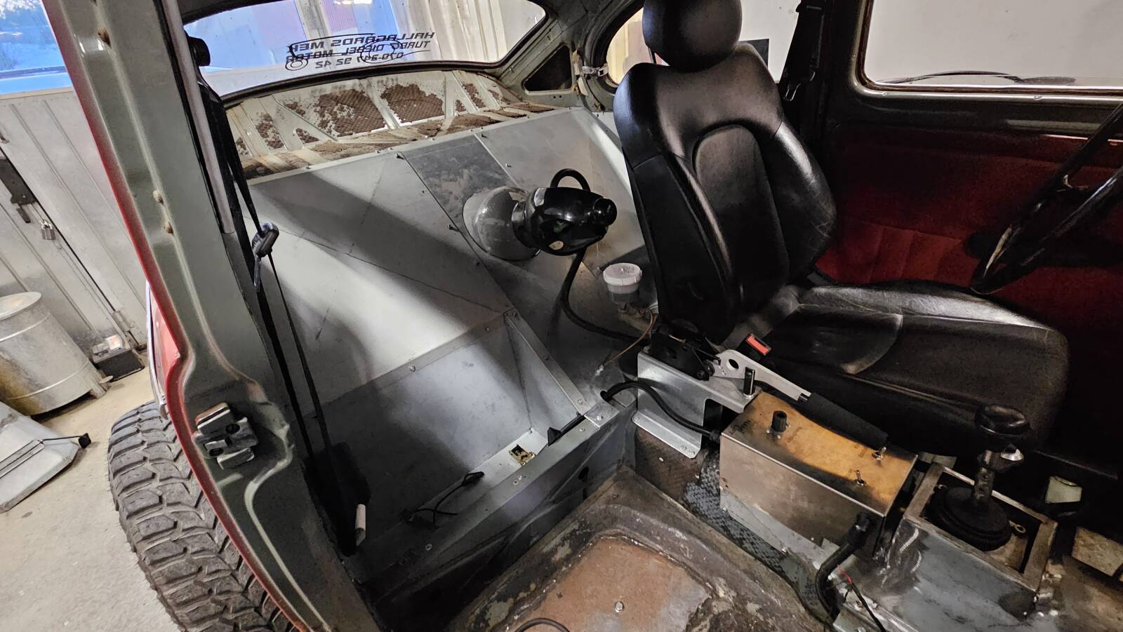 https://www1.garaget.org/gallery/images/204/203384/203384-70a1535f180b188f29af79c16839951e.jpg