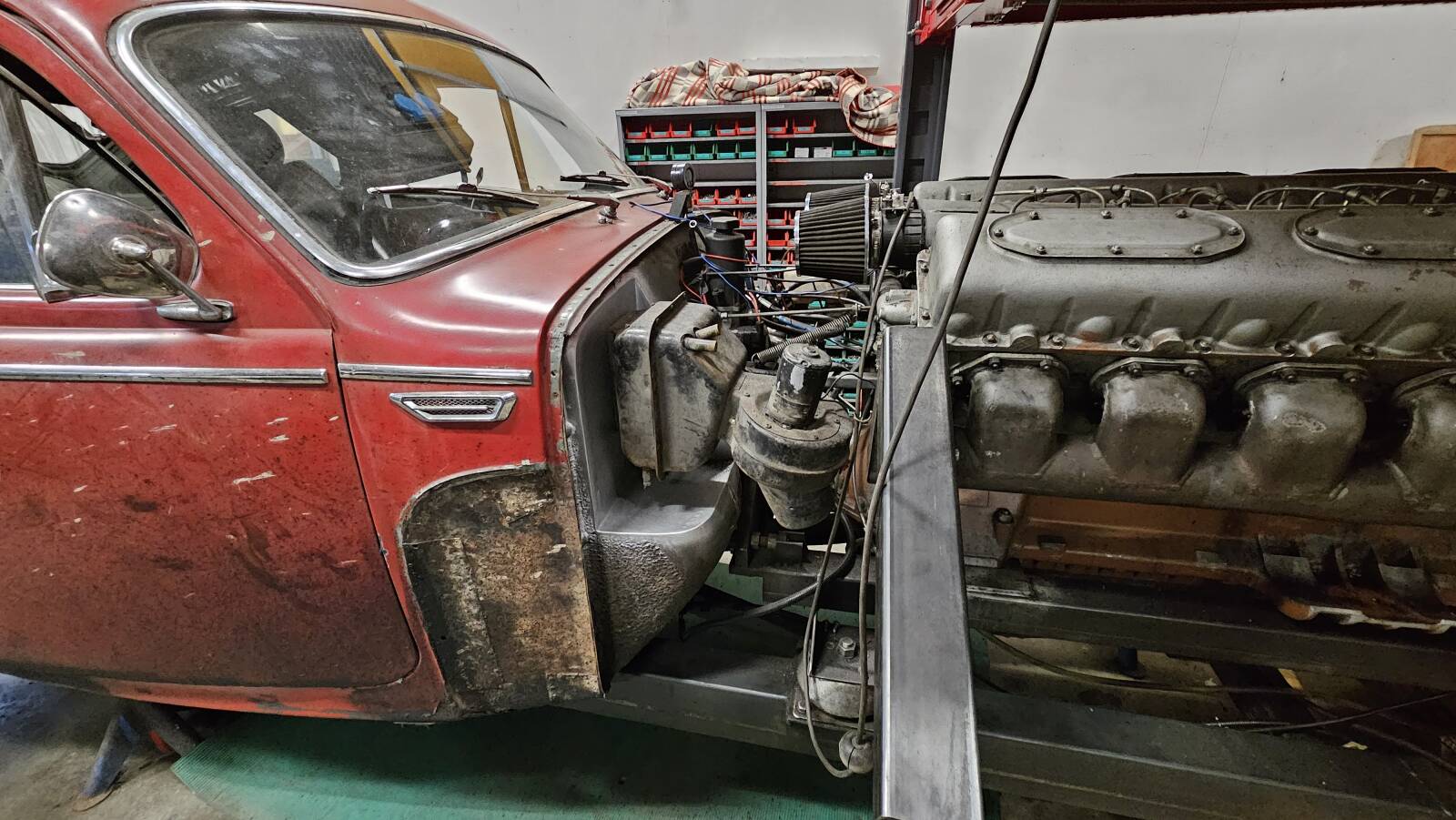 https://www1.garaget.org/gallery/images/204/203384/203384-e02b33287086853985e14a3e2cef9af4.jpg
