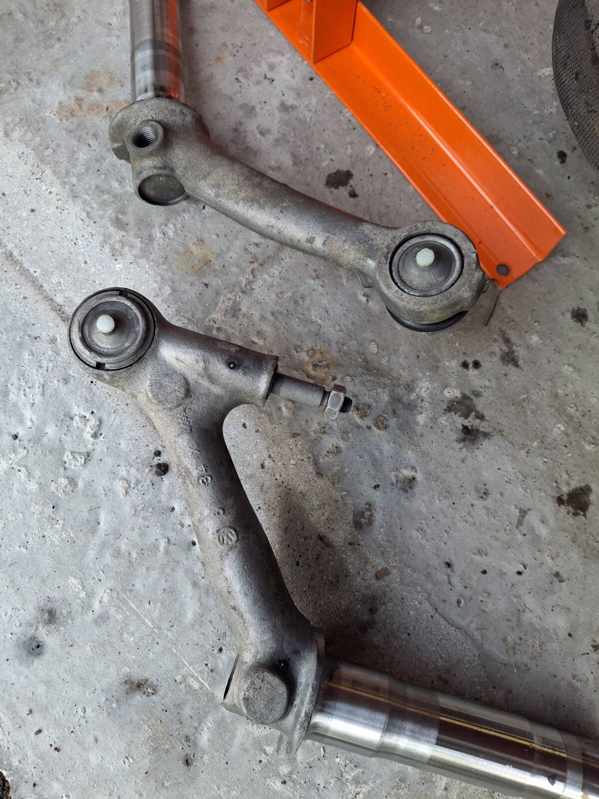 https://www1.garaget.org/gallery/images/205/204376/204376-943820cdaa9394a31dcde70ab4f48cbf.jpg
