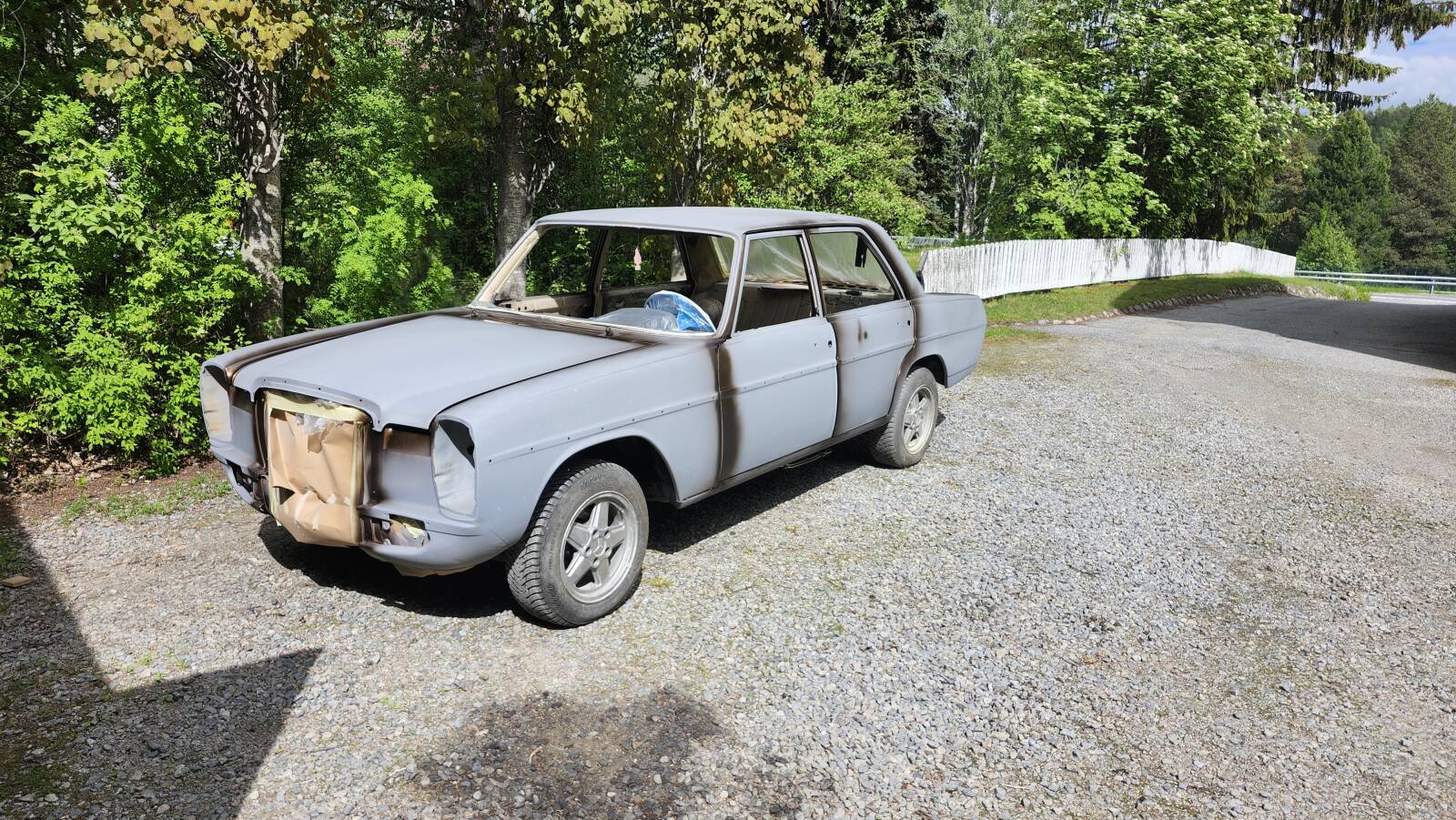 https://www1.garaget.org/gallery/images/213/212537/212537-b5153da4904fde11423ae6d3d3f27cc2.jpg