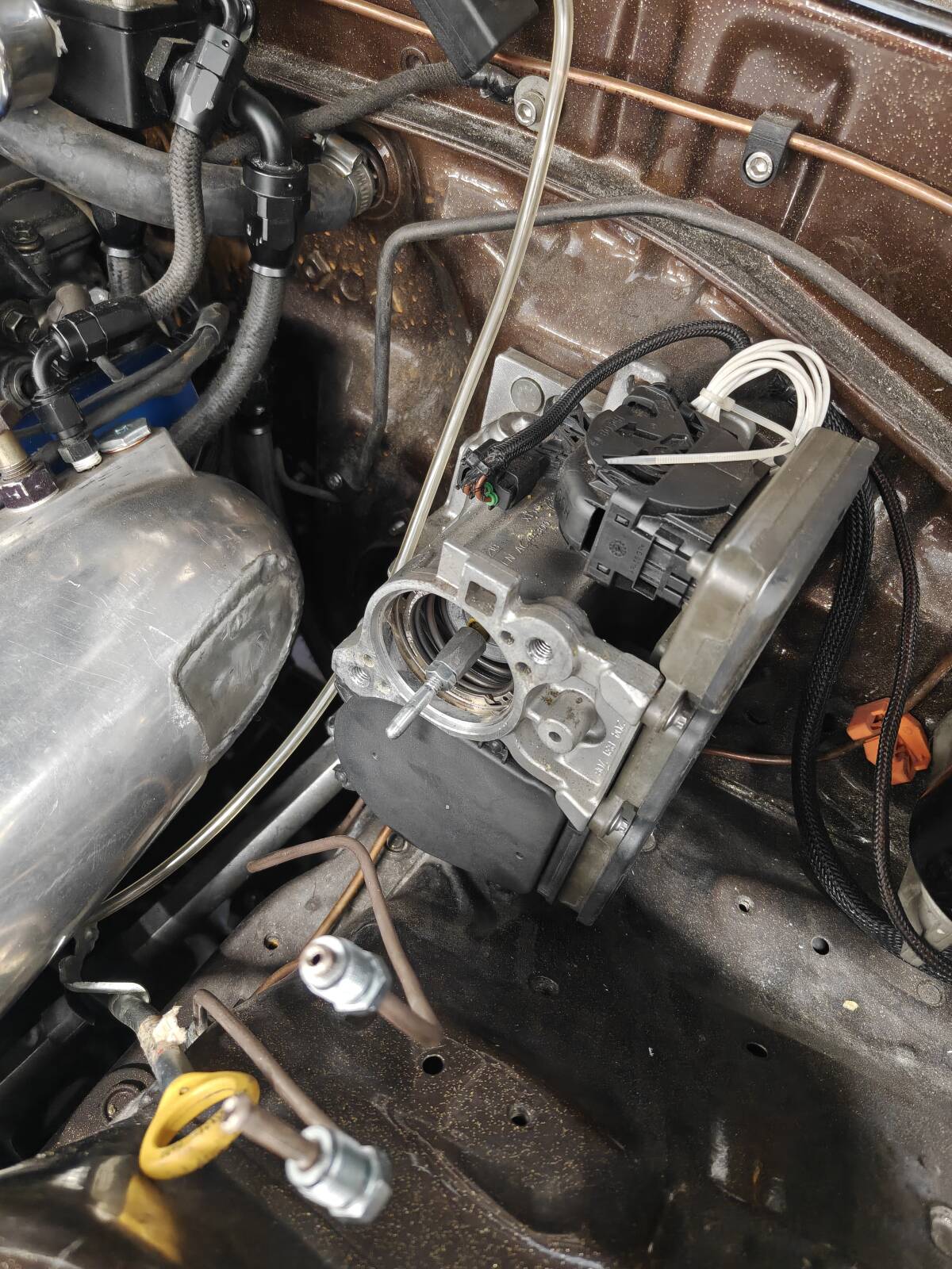 https://www1.garaget.org/gallery/images/214/213660/213660-77e9702017103fc53e6dde2f7c6fd928.jpg