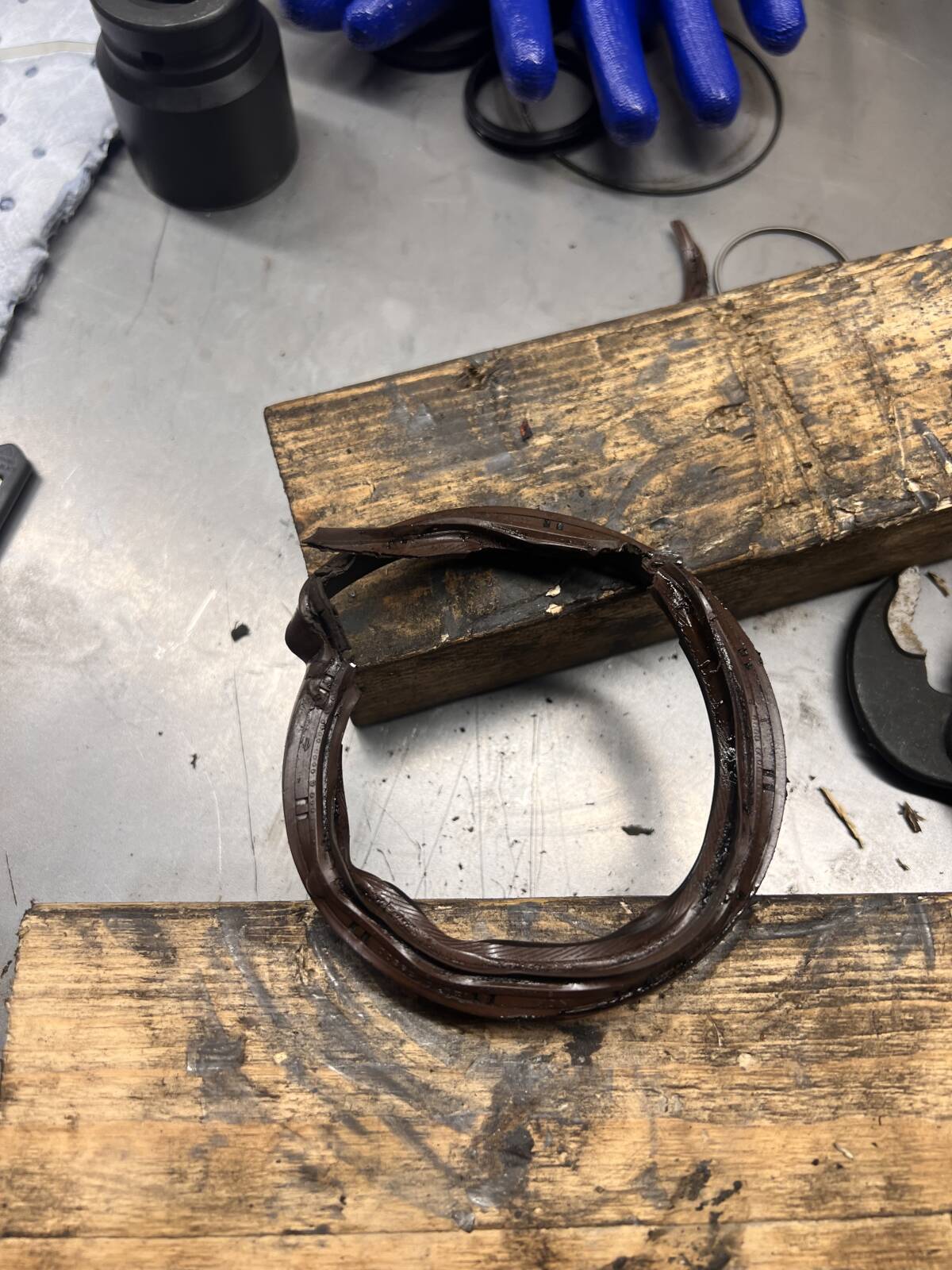 https://www1.garaget.org/gallery/images/217/216602/216602-672e7967b5531ddea7886dbf16e76be4.jpg