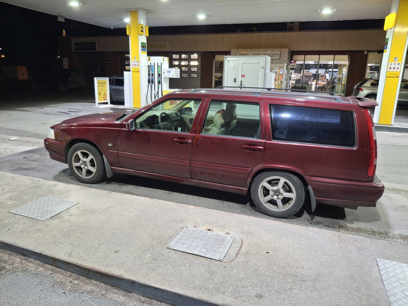 https://www1.garaget.org/gallery/images/219/218143/218143-0ce43062a9c649a8d001eca2c99fb4c5.jpg