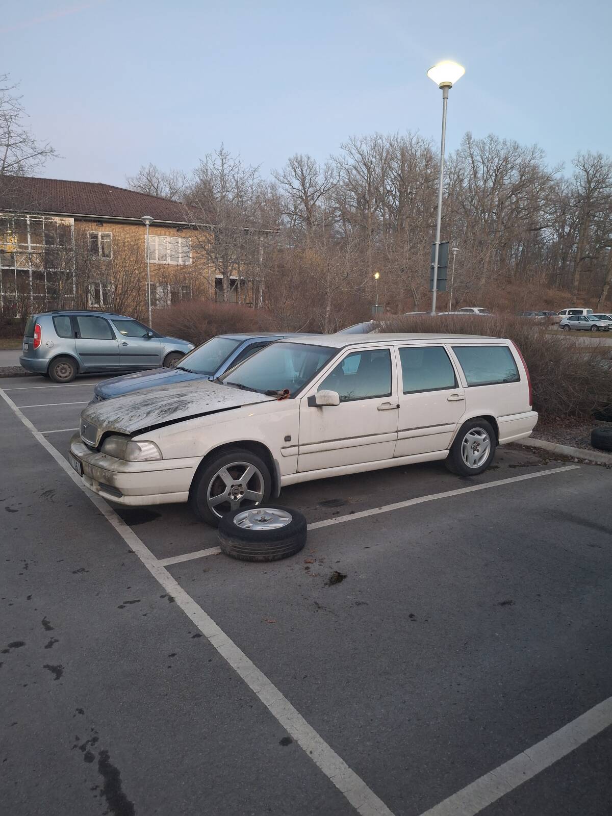 https://www1.garaget.org/gallery/images/219/218143/218143-5b32728ca899f0fa915deaa1a729ac2d.jpg