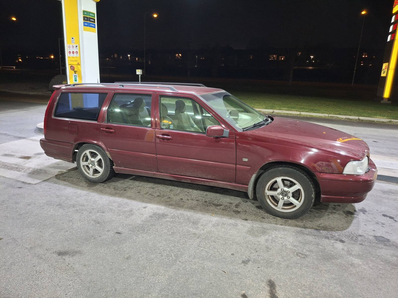 https://www1.garaget.org/gallery/images/219/218143/218143-663017a0cd0fd5d62050c96ea76f0b78.jpg