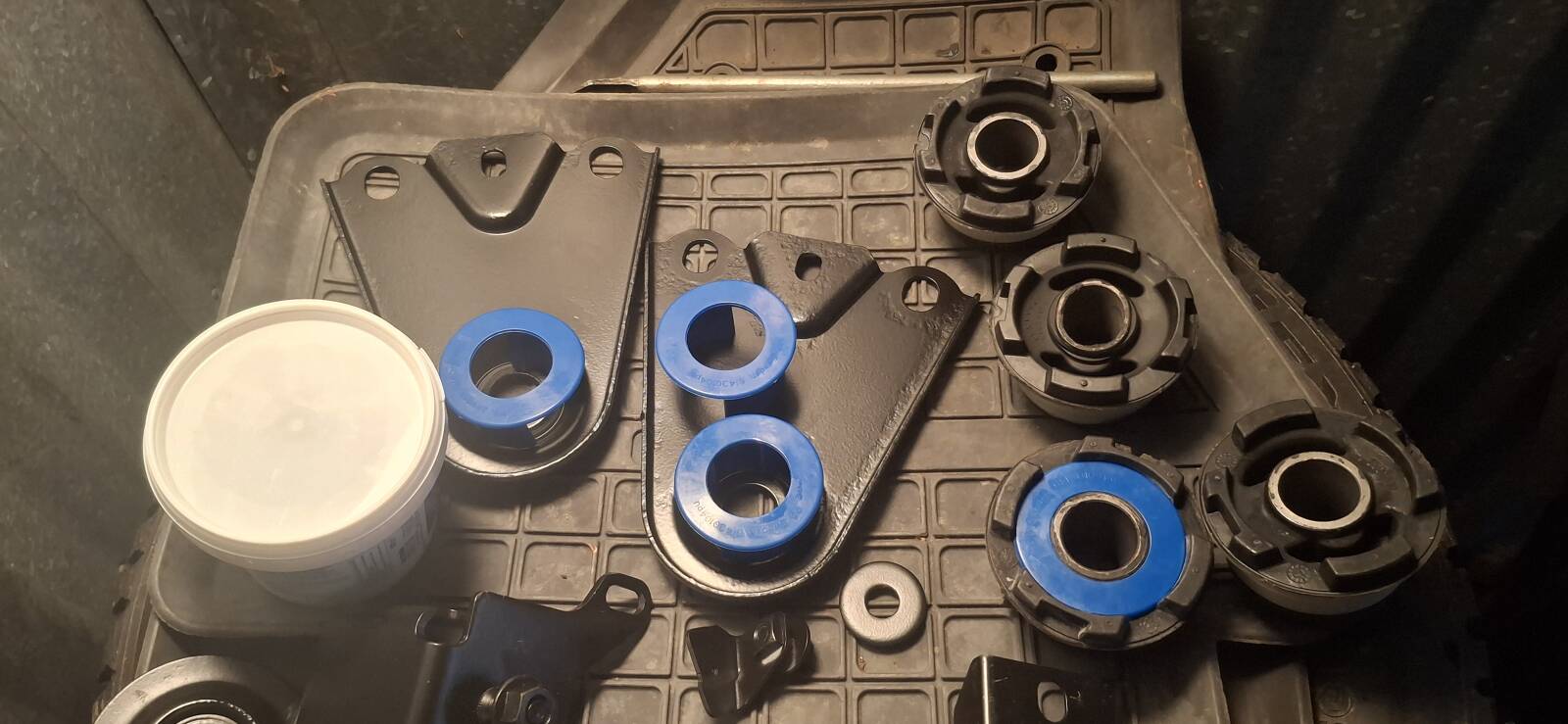 https://www1.garaget.org/gallery/images/219/218143/218143-af5d151c3b68bd6e18965c3a8a94671c.jpg