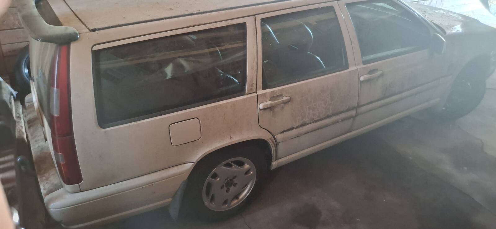 https://www1.garaget.org/gallery/images/219/218143/218143-b192a8dde5f89417f62e0da6db351e19.jpg