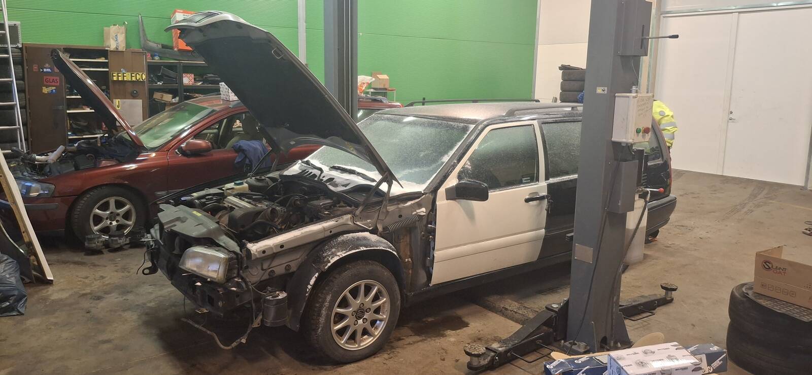 https://www1.garaget.org/gallery/images/219/218143/218143-ba70a047cab7eb566eadf43cf709412c.jpg