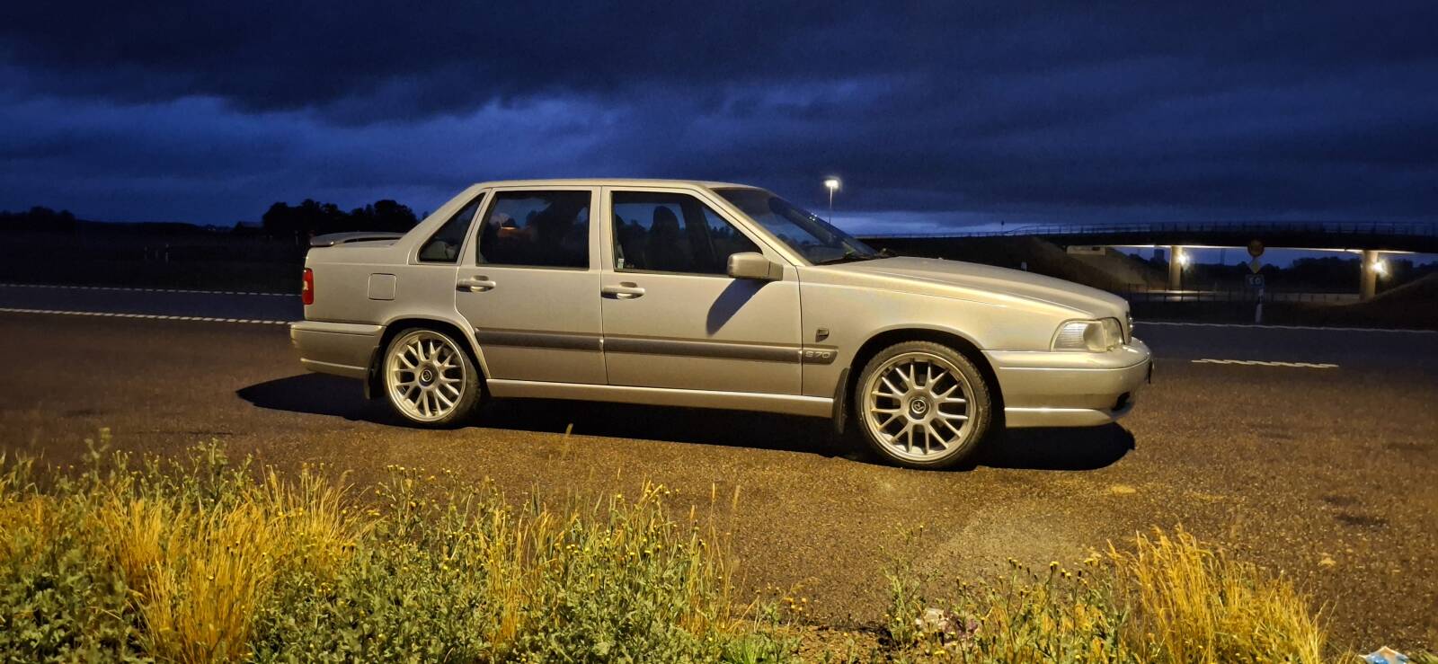 https://www1.garaget.org/gallery/images/219/218143/218143-bd3888a898e9ce0c1535c6d0d1bb2f9e.jpg