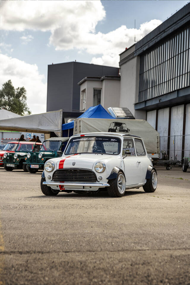 https://www1.garaget.org/gallery/images/219/218366/218366-81795199f6dbc4443bb4297d08d4790a.jpg