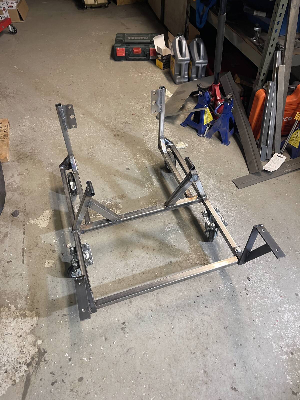 https://www1.garaget.org/gallery/images/225/224780/224780-b3a61543a7485a3465dc94b7ecfbc6f6.jpg
