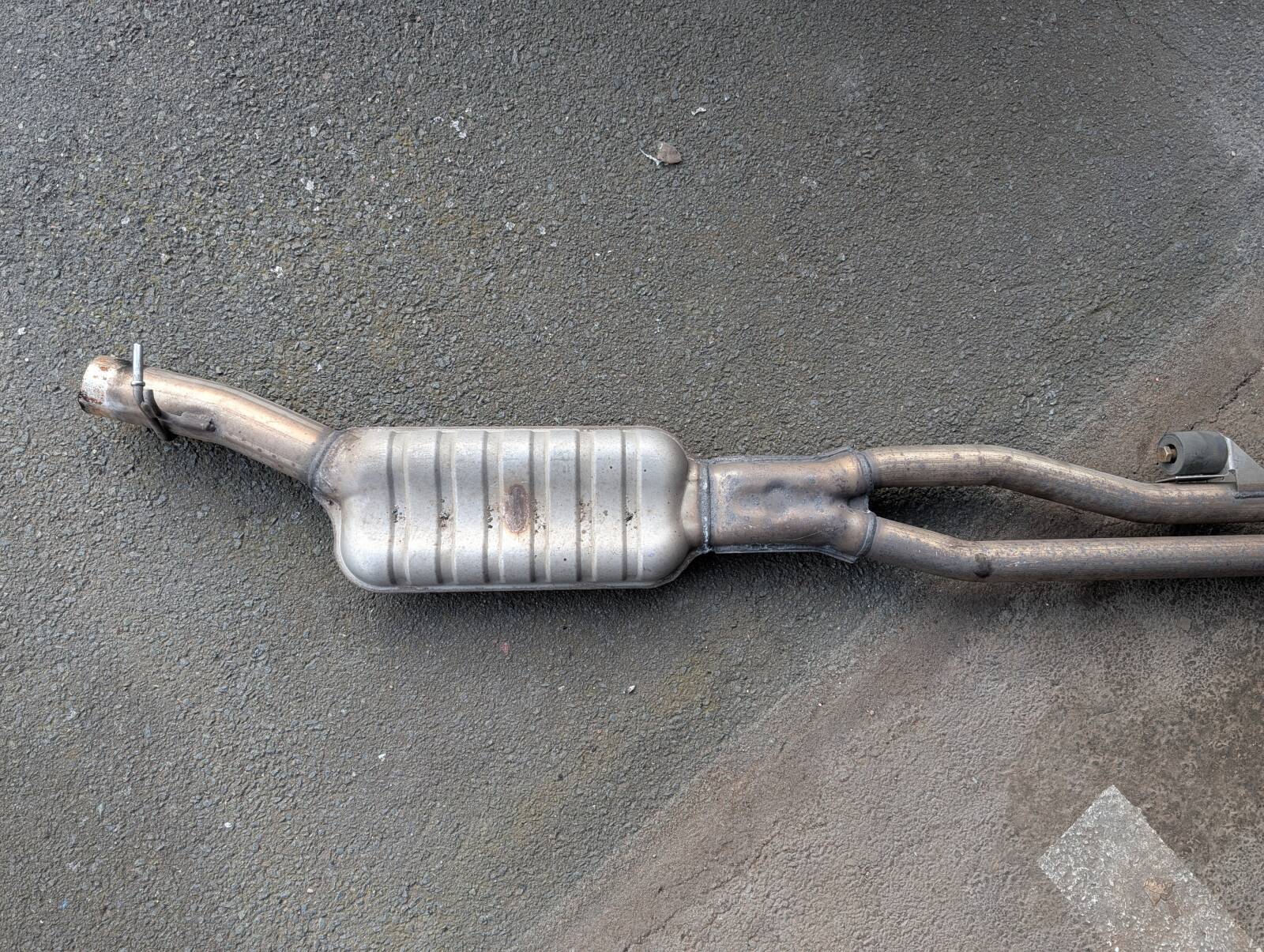 https://www1.garaget.org/gallery/images/242/241012/241012-b48d07aef070ef5e4c10cd7c1da6c24b.jpg