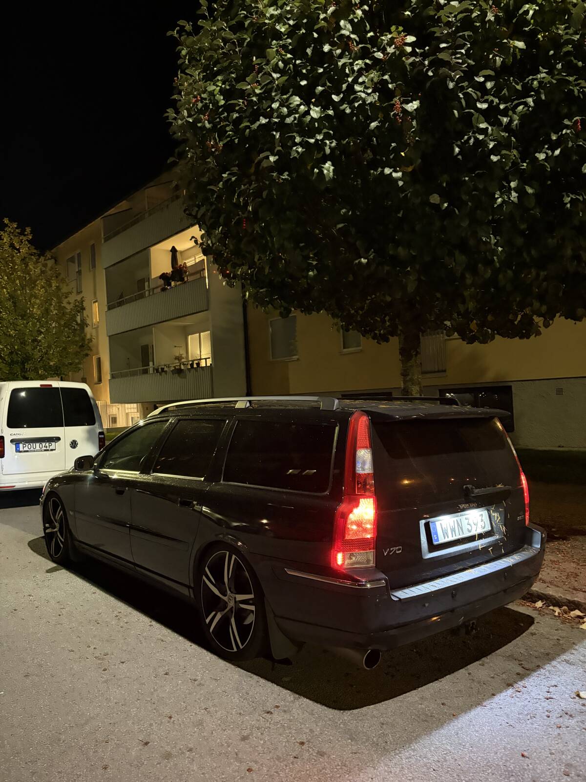 https://www1.garaget.org/gallery/images/244/243180/243180-186ae5990c8f1698715457f1af83f88a.jpg