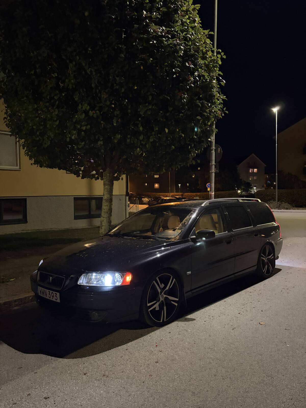 https://www1.garaget.org/gallery/images/244/243180/243180-8c02cf86a92f8ac9ad393ce684d843e9.jpg