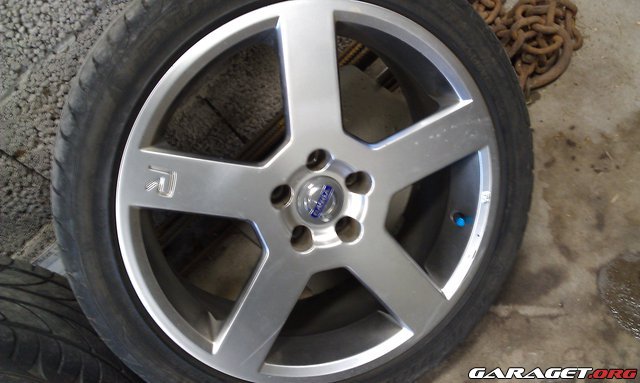 https://www1.garaget.org/gallery/images/25/24935/24935-0c5df7fe4b4075ece74fe86401b9be5c.jpg