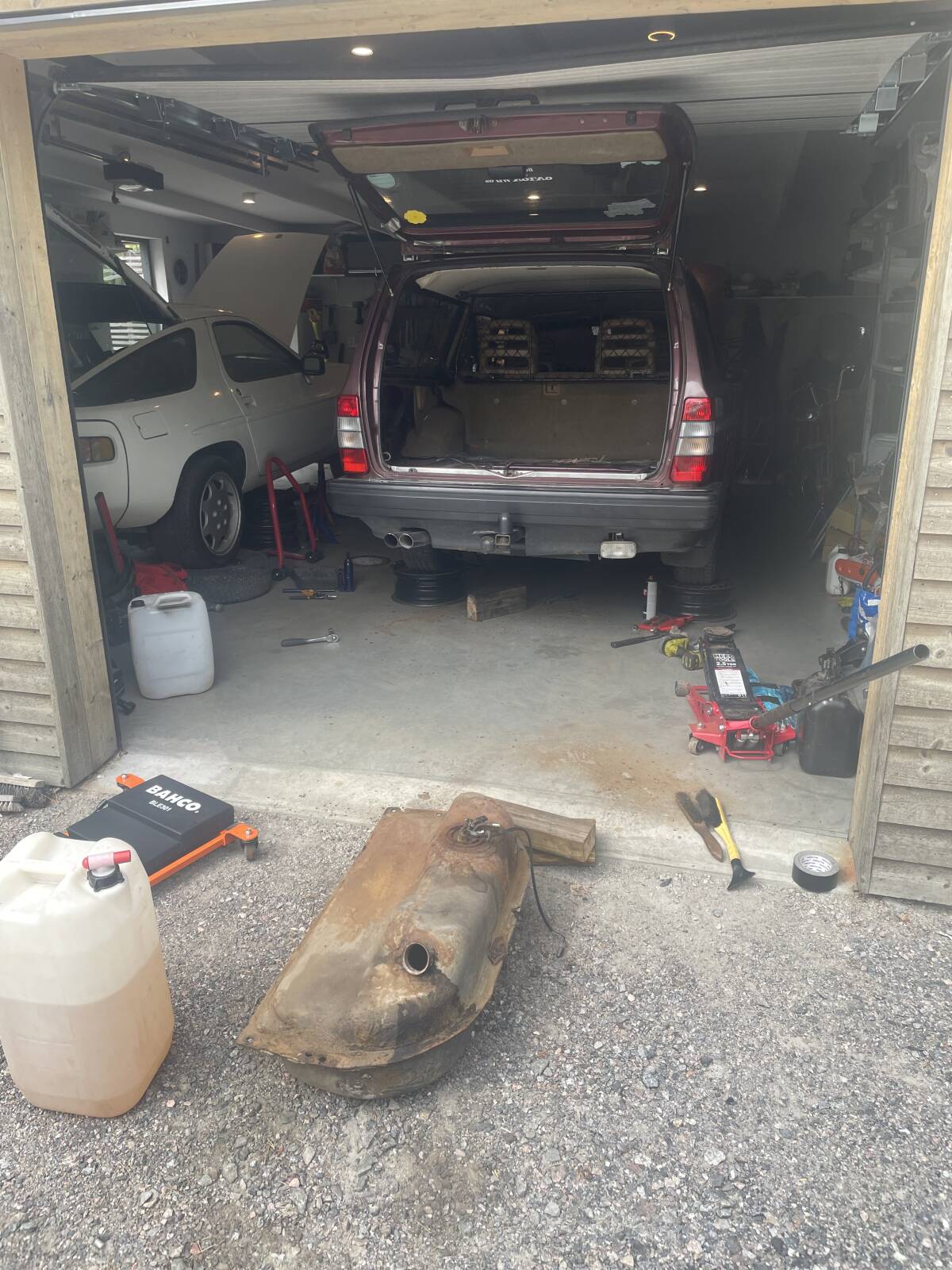 https://www1.garaget.org/gallery/images/253/252648/252648-e54e1212c4594db11ad3c63d1499a61d.jpg