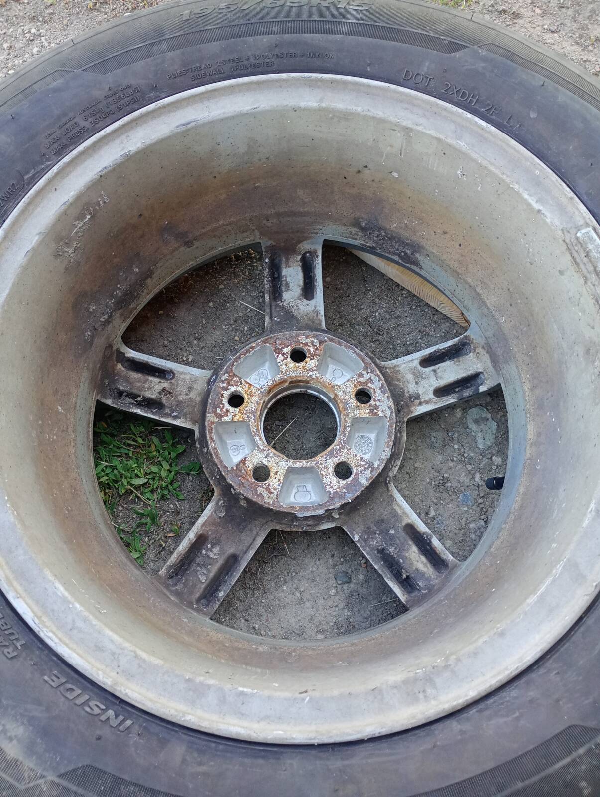 https://www1.garaget.org/gallery/images/254/253132/253132-4f565357a258c7c034d3d640fb50f19f.jpg