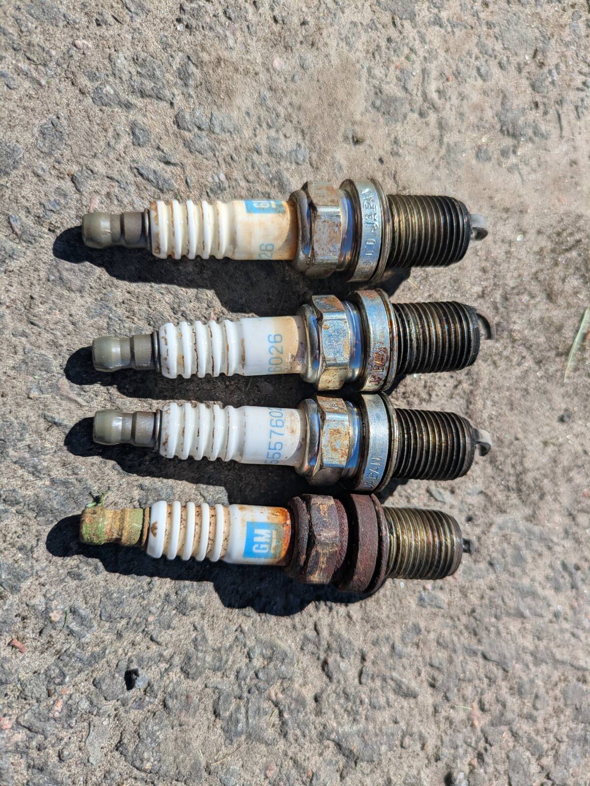 https://www1.garaget.org/gallery/images/254/253228/253228-c860eef9f0a4f174e275bc4af4d555b6.jpg