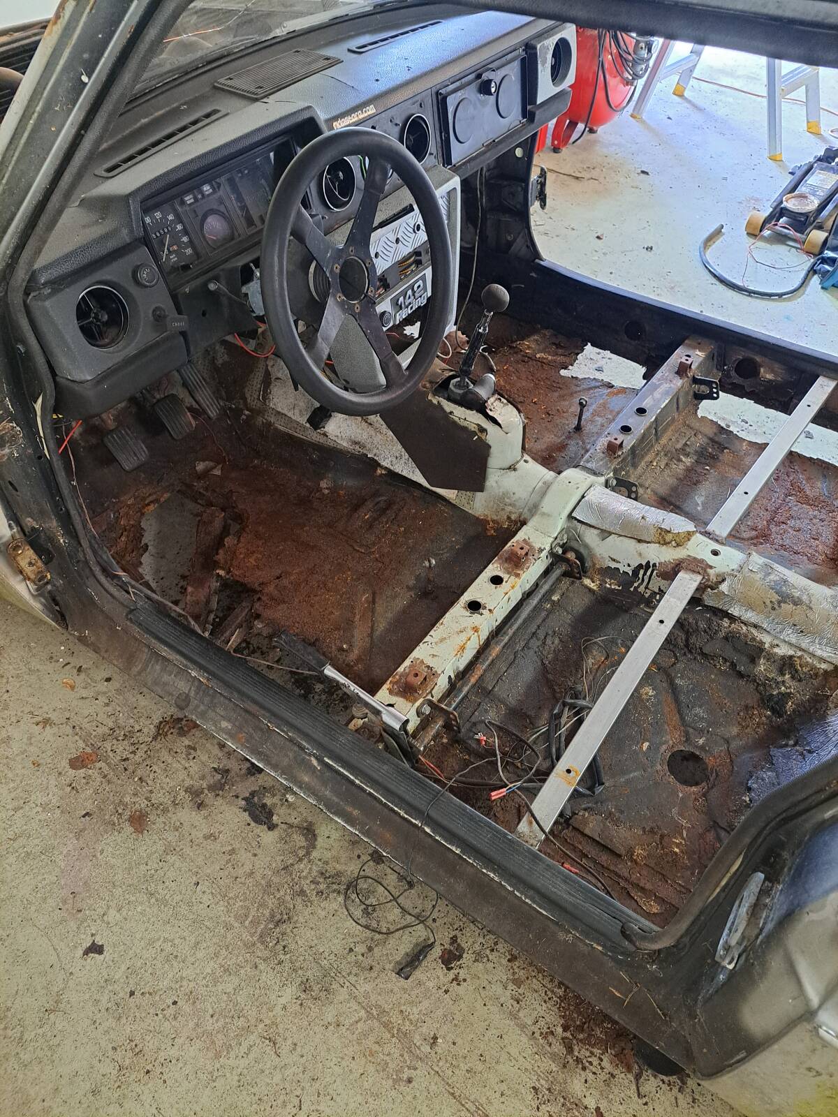 https://www1.garaget.org/gallery/images/254/253300/253300-5ccbc067e0b9126f8805d0122a7b8b20.jpg