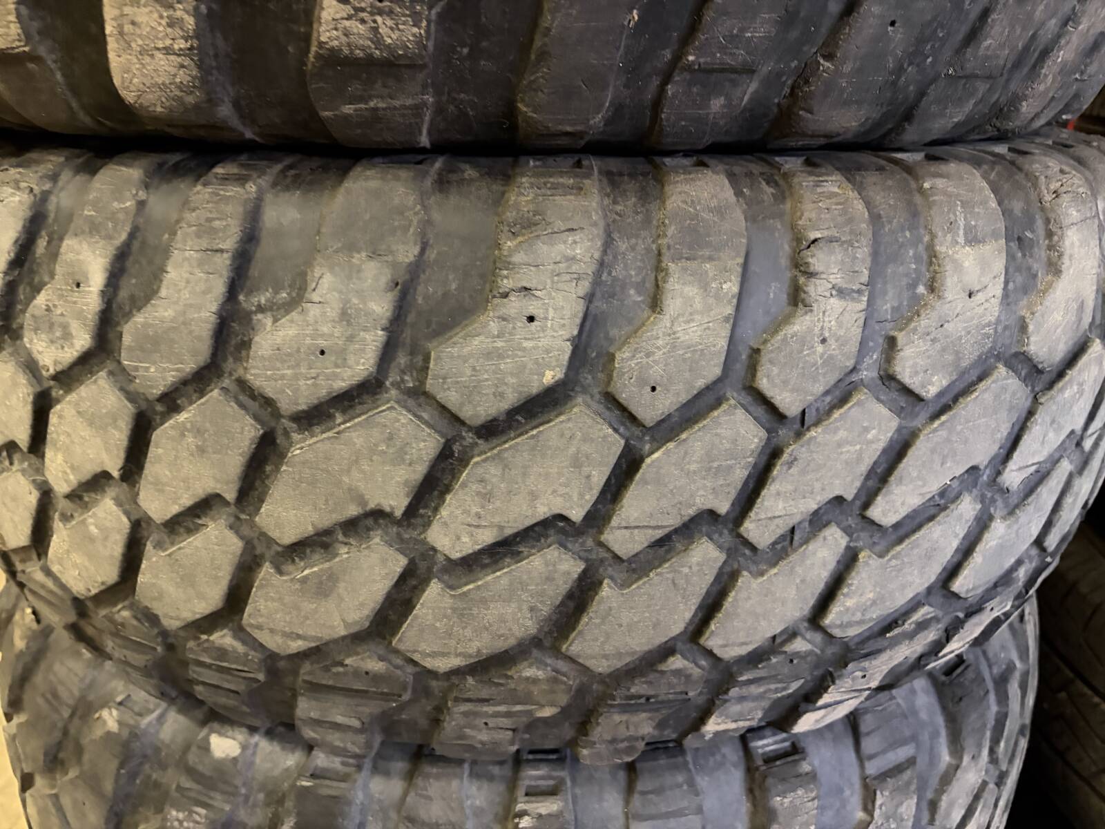 https://www1.garaget.org/gallery/images/254/253704/253704-b33c6aa372e5fdfceceaf3254c5bac1a.jpg