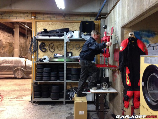 https://www1.garaget.org/gallery/images/32/31703/31703-c3215aebf64c9454b720d441c1e09f26.jpg