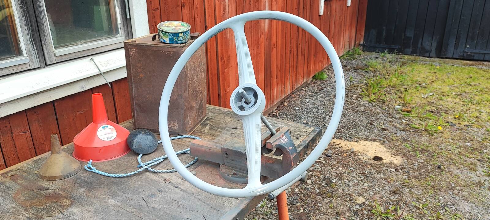 https://www1.garaget.org/gallery/images/38/37069/37069-29722cbe589dfebb403fd882da6167fa.jpg
