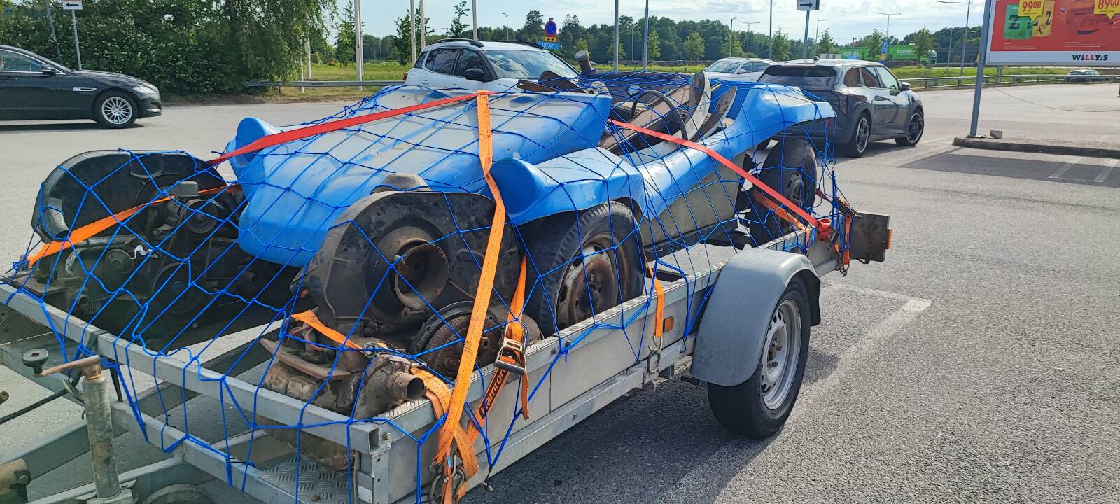 https://www1.garaget.org/gallery/images/38/37069/37069-30c198982d8e4cd0b8cb7608d334d894.jpg