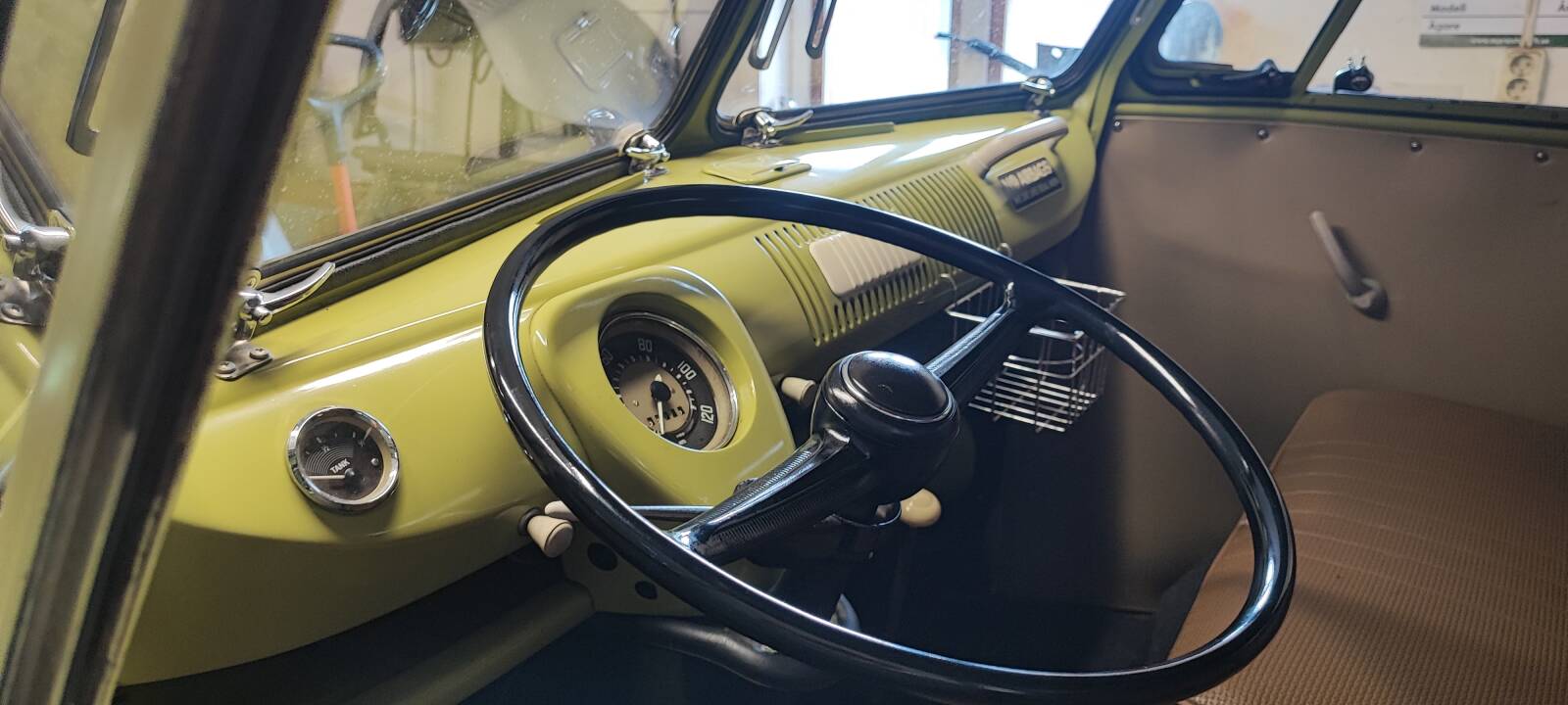 https://www1.garaget.org/gallery/images/38/37069/37069-4e4def9e4b9e0a7c5a1b956d1a4c6bf8.jpg