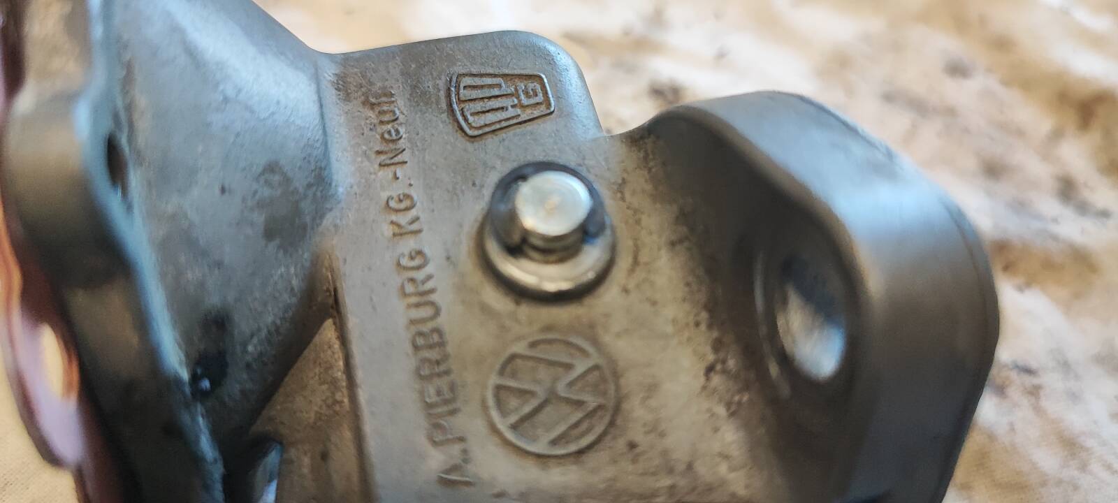 https://www1.garaget.org/gallery/images/38/37069/37069-70184bd29f948cd5fa3e31418e3dc94b.jpg