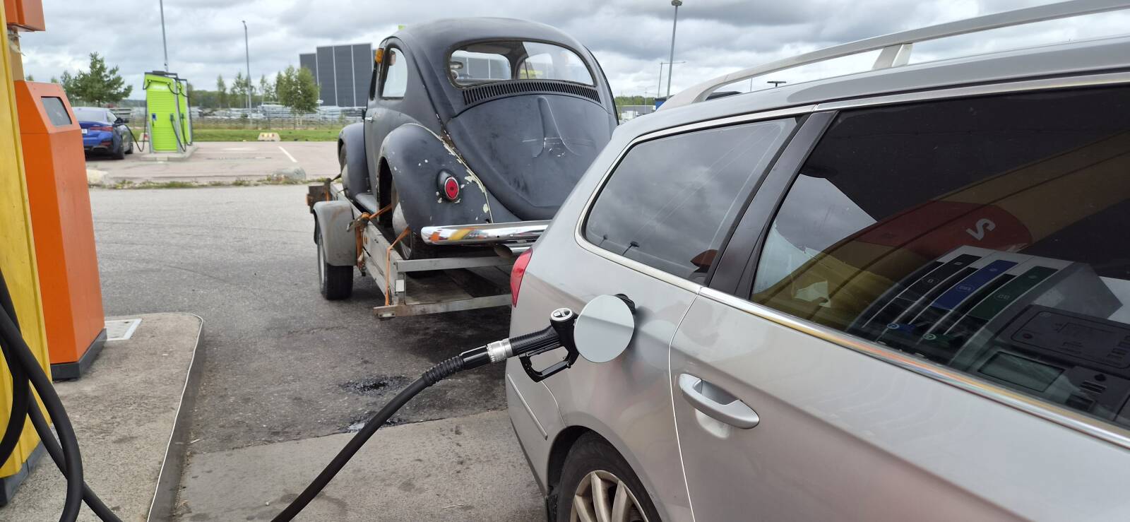 https://www1.garaget.org/gallery/images/38/37069/37069-719110785f53d2083d95342662607bb1.jpg