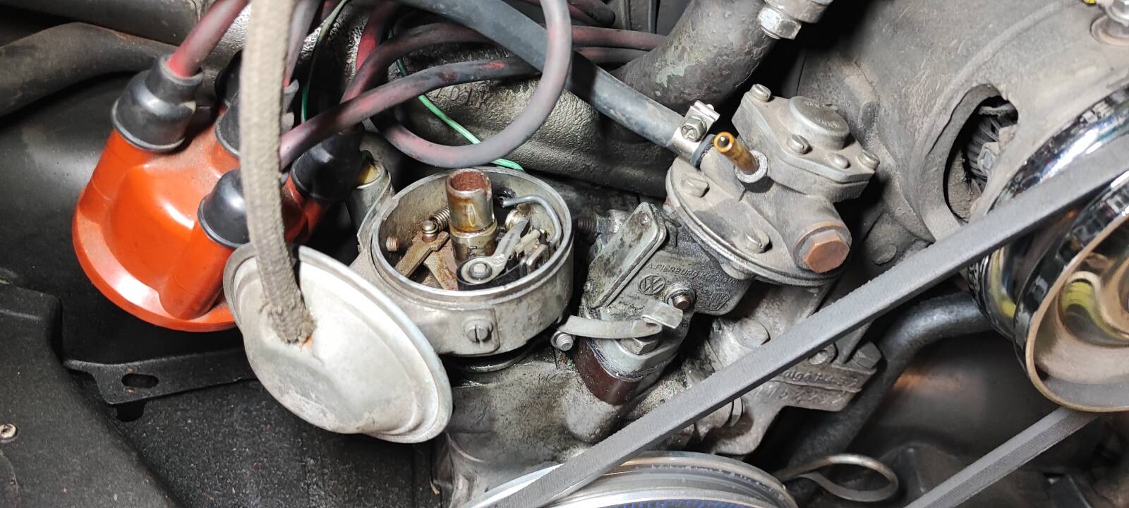 https://www1.garaget.org/gallery/images/38/37069/37069-75ca015a0f139aacd1a70ca0de1a461e.jpg