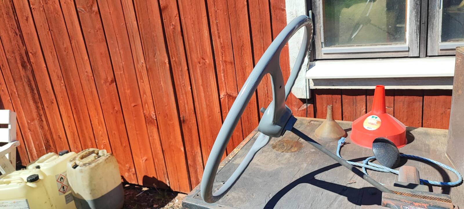 https://www1.garaget.org/gallery/images/38/37069/37069-76072ba6cd172b5b1e53fa761f59d30f.jpg