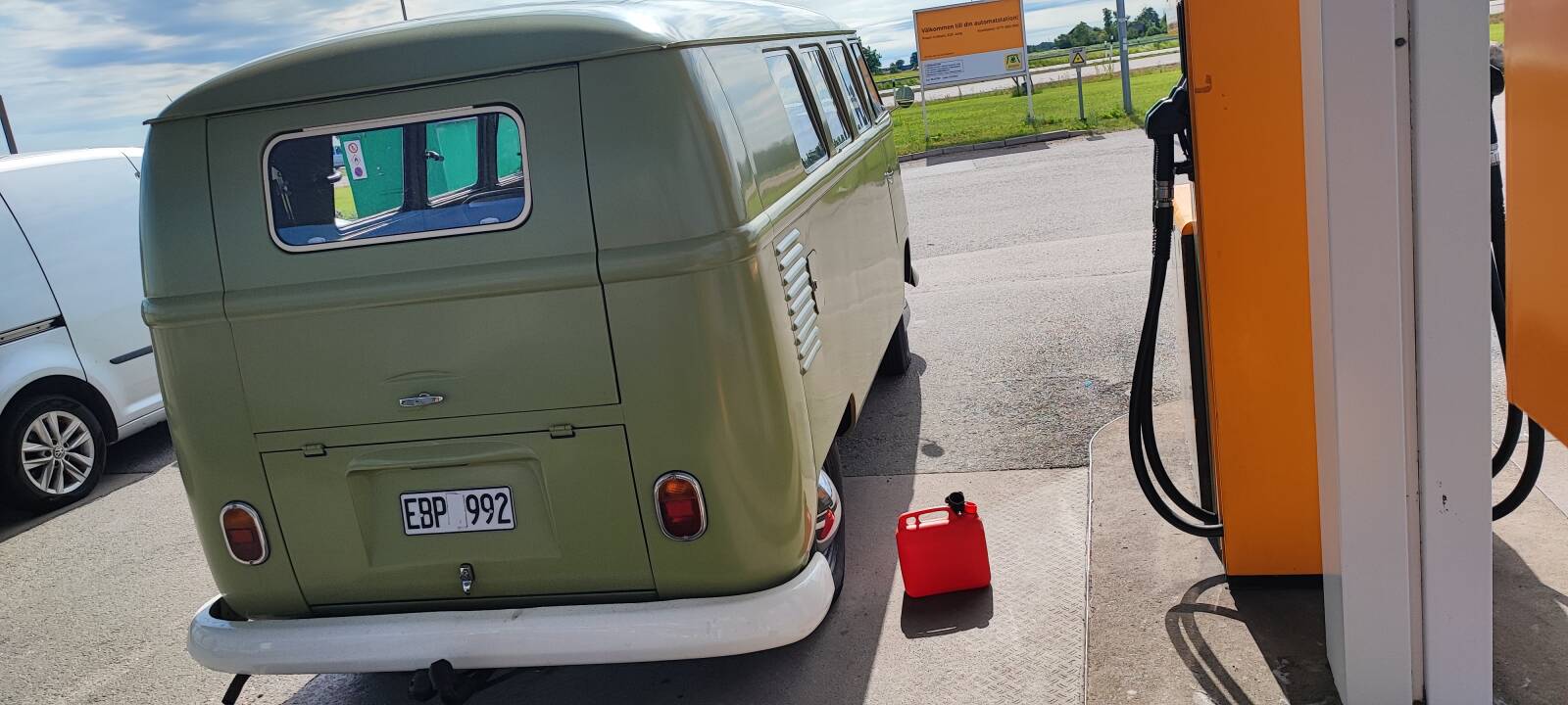 https://www1.garaget.org/gallery/images/38/37069/37069-7e08f3c1e87ffe530c2e9a1805d77386.jpg