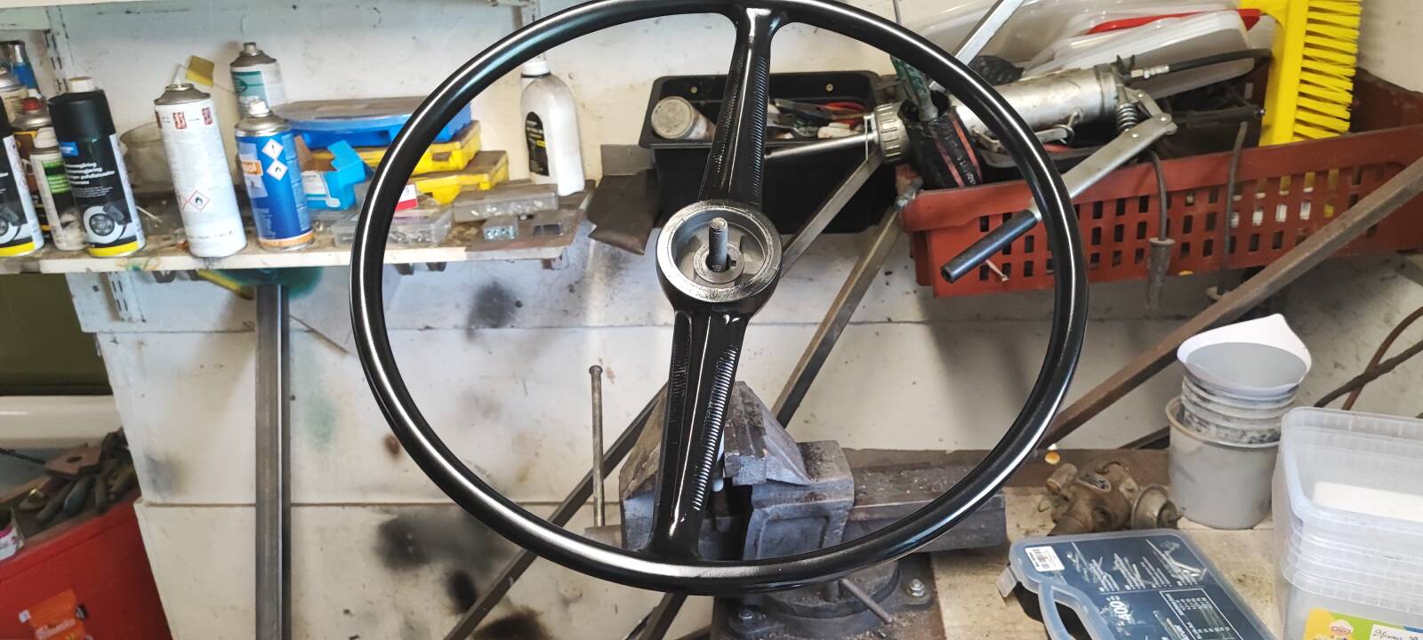 https://www1.garaget.org/gallery/images/38/37069/37069-80293eed81ec7515d7bab5dd4abae7a7.jpg