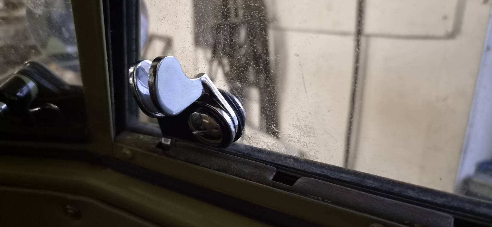 https://www1.garaget.org/gallery/images/38/37069/37069-a44d3c911727b19ba3d1f9fdd7a7d06c.jpg