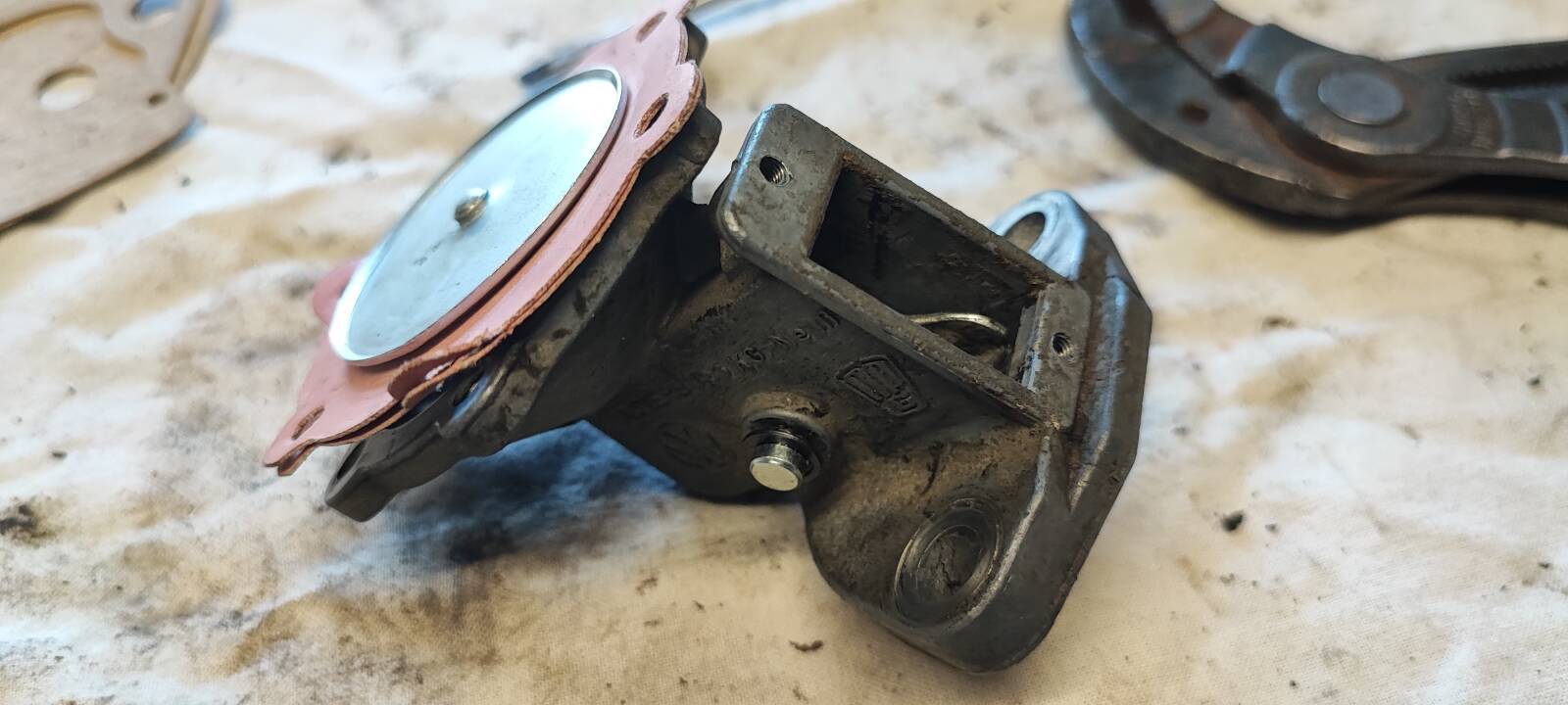 https://www1.garaget.org/gallery/images/38/37069/37069-a7c12666a3f434bf1c488eaabecdd139.jpg