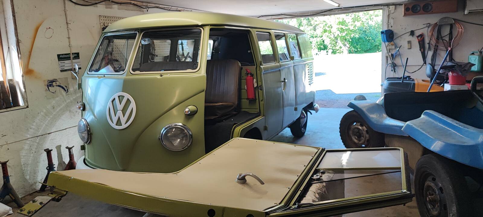 https://www1.garaget.org/gallery/images/38/37069/37069-ae1381a3a47d65793f83ed03a345aab2.jpg